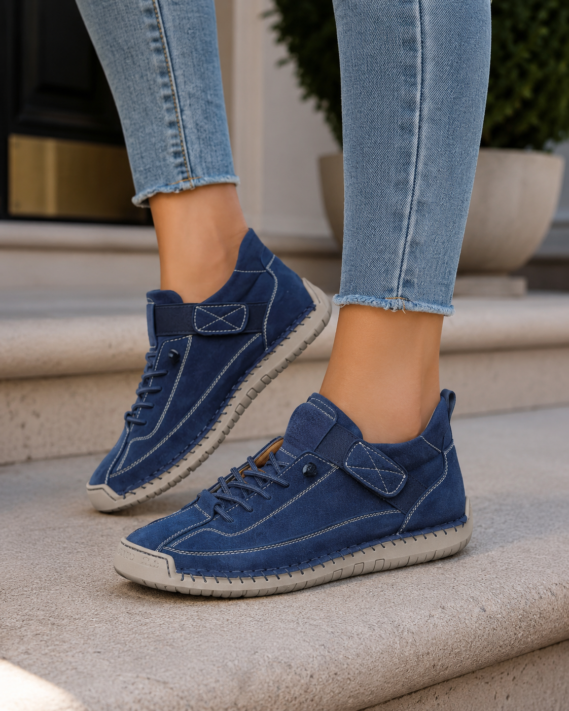 Aster Comfort Lace Sneakers